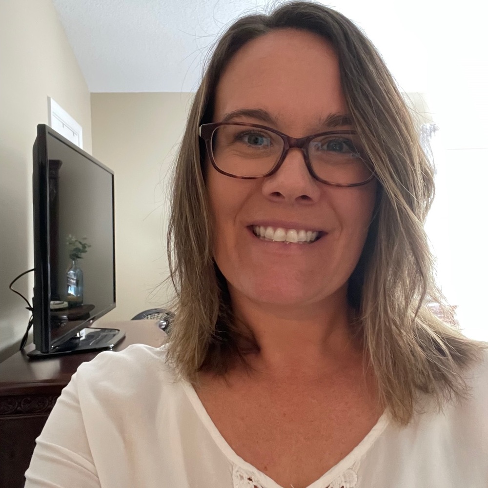 Meet your Posher, Stefanie